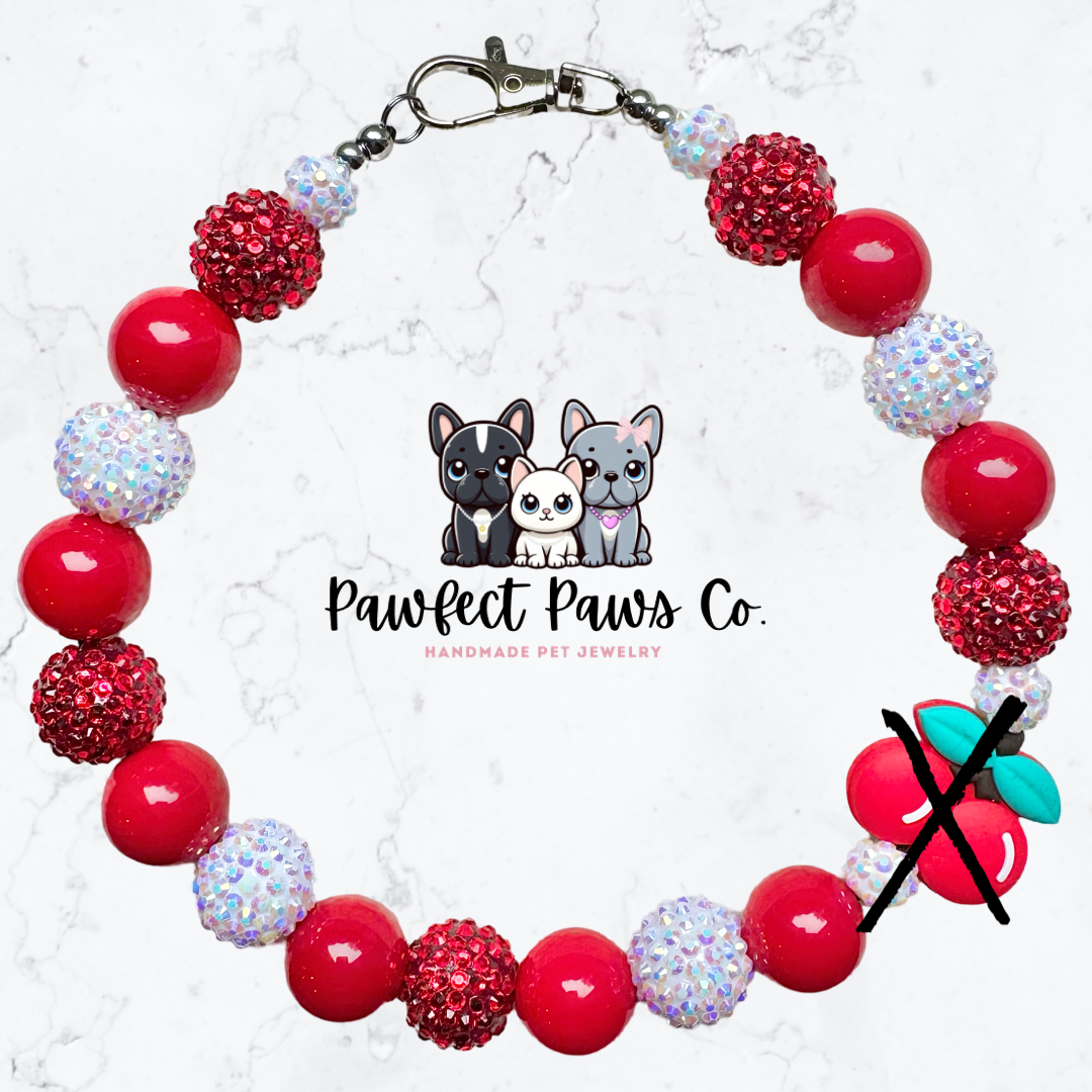 ¡Oh Cherry*! Collar para perro o gato con cuentas personalizado en color cereza brillante blanco y rojo.