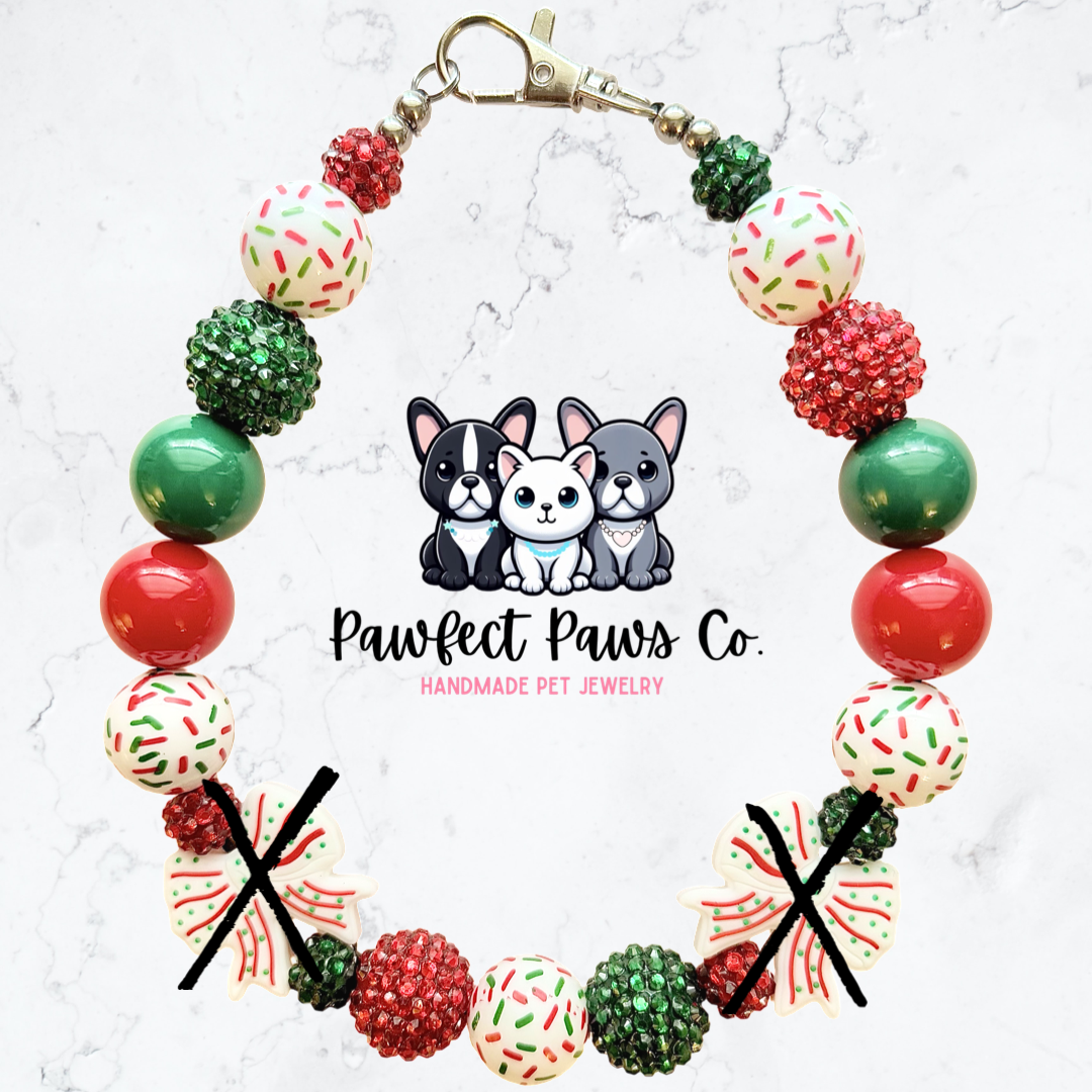 Coquette Cakes* Red, White & Green Sparkle Christmas Bow Custom Beaded Dog/Cat Necklace!