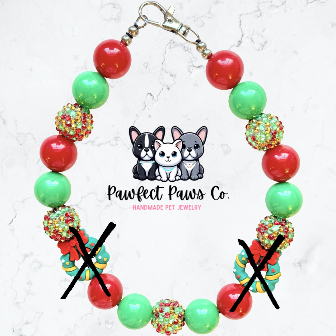 Winter Wreath* Green & Red Sparkle Christmas Custom Beaded Dog/Cat Necklace!