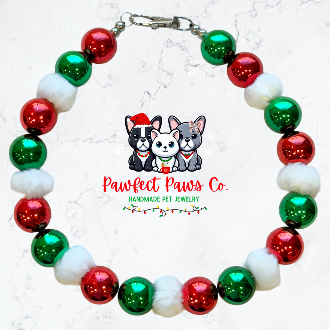 Mrs. Claus* Green & Red Christmas Custom Beaded Dog/Cat Necklace