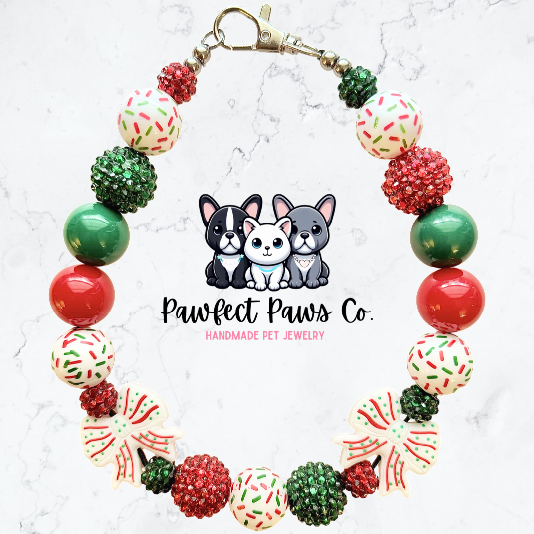 Coquette Cakes* Red, White & Green Sparkle Christmas Bow Custom Beaded Dog/Cat Necklace!