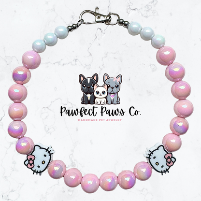 ¡Hello Purrls*! ¡Collar para perro o gato con cuentas personalizado de Hello Kitty en color rosa!