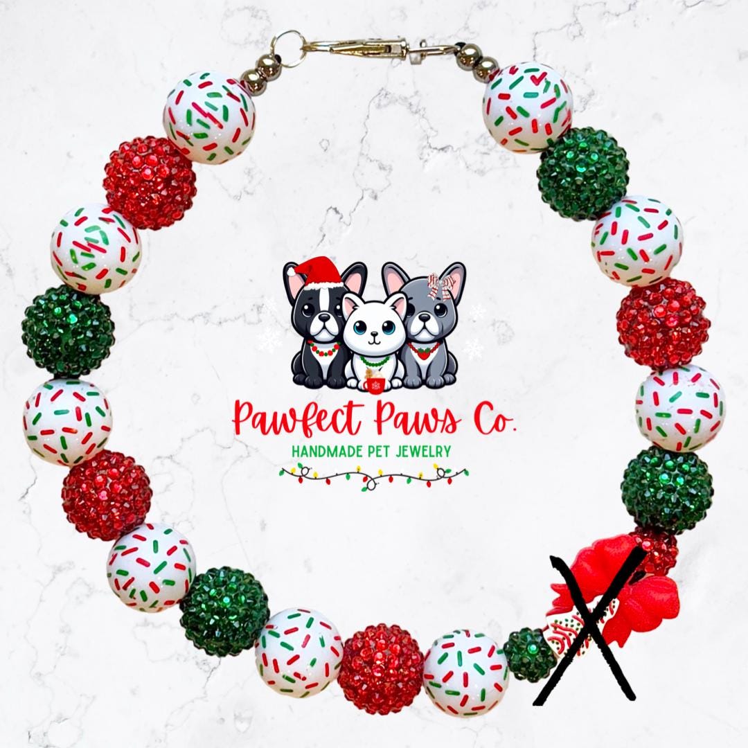 Bow-tiful Tree* Red & Green Sparkle Tree Cake Custom Beaded Dog/Cat Necklace!